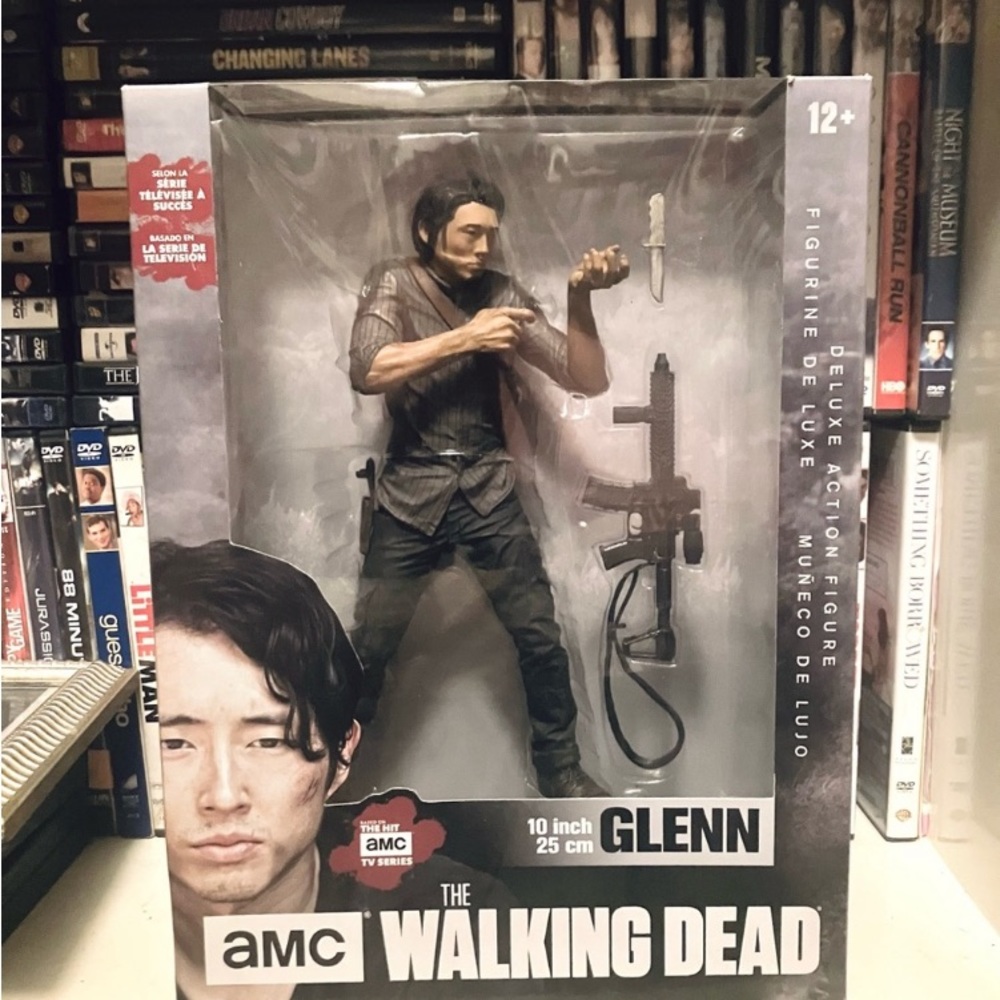Walking Dead Glenn Doll AMC EXCLUSIVE NEW IN BOX!